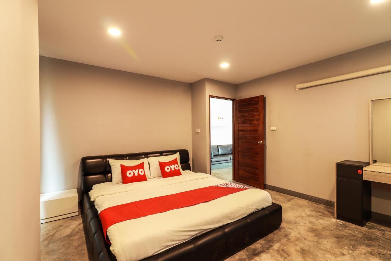 Oyo 150 3Q Chiangmai Residence Chiang Mai Bagian luar foto