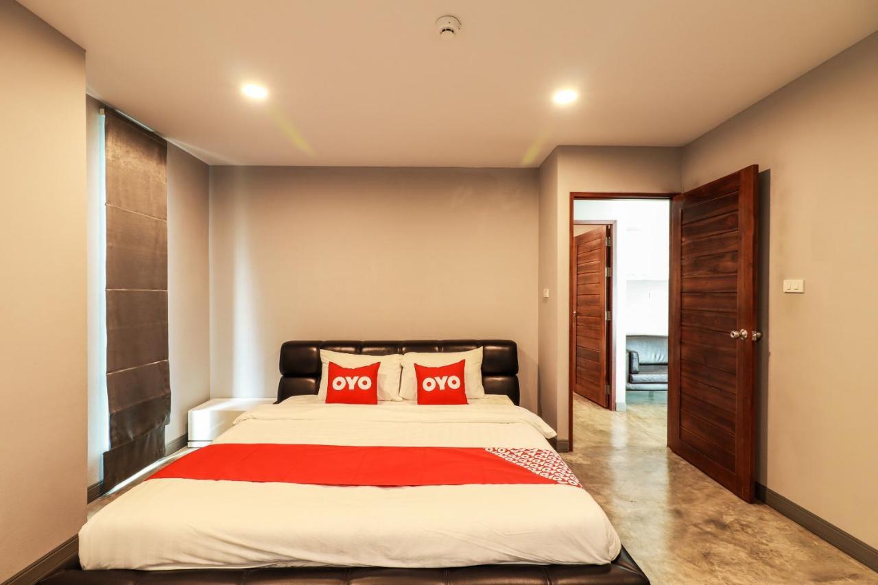 Oyo 150 3Q Chiangmai Residence Chiang Mai Bagian luar foto