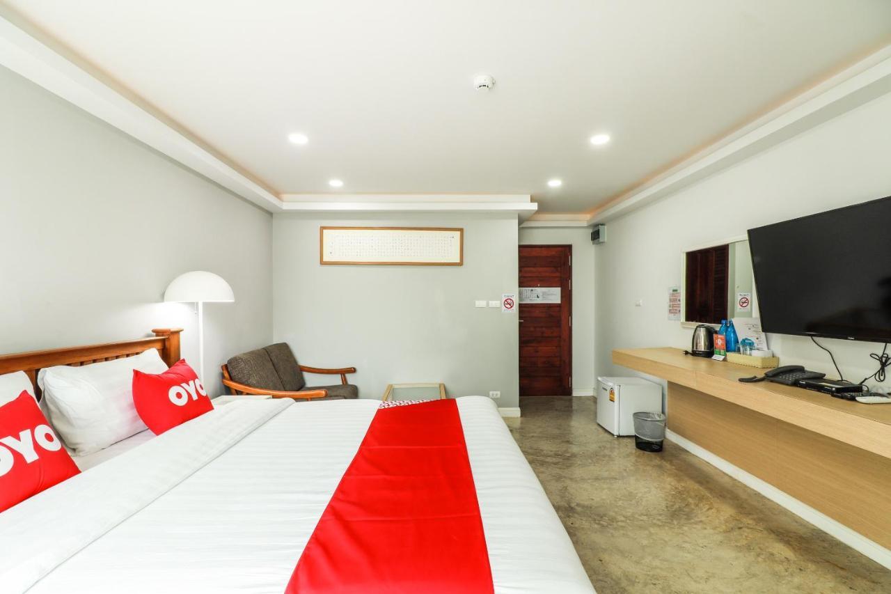 Oyo 150 3Q Chiangmai Residence Chiang Mai Bagian luar foto