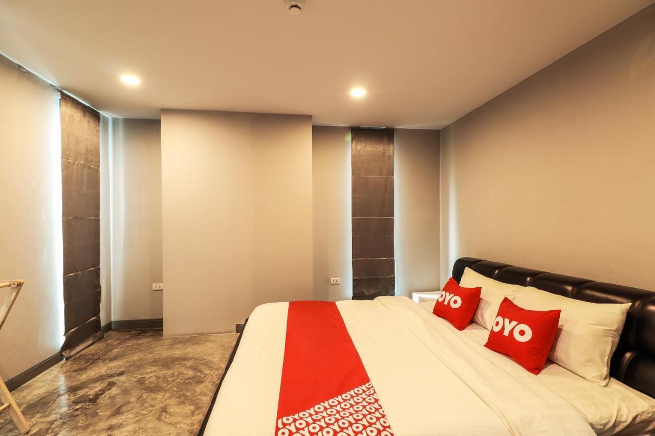 Oyo 150 3Q Chiangmai Residence Chiang Mai Bagian luar foto