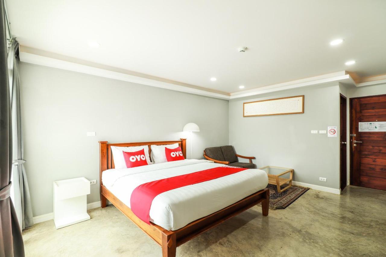 Oyo 150 3Q Chiangmai Residence Chiang Mai Bagian luar foto