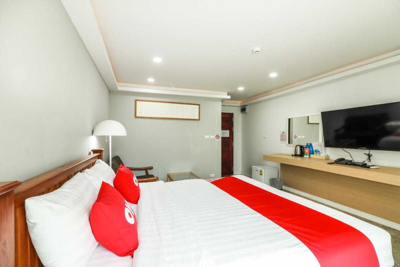 Oyo 150 3Q Chiangmai Residence Chiang Mai Bagian luar foto